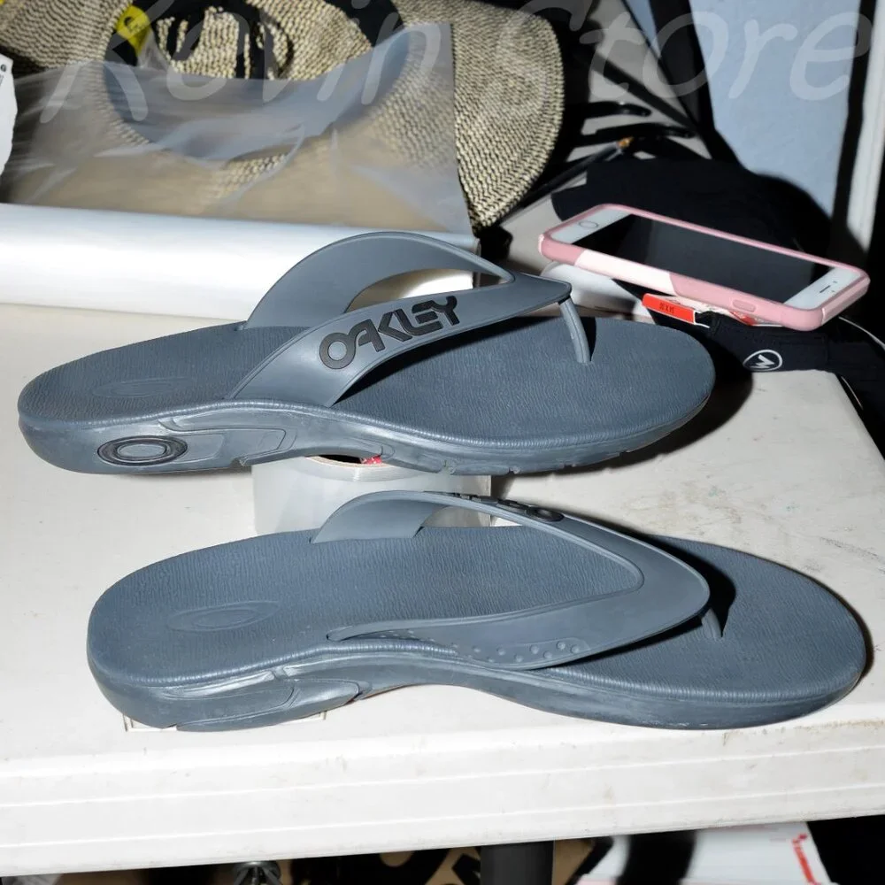 Men Gray sandal,‎ Oakley